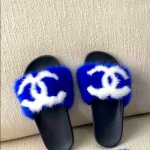 MINK FUR SLIDES